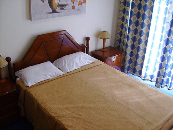 Residencial Joao XXI Hotel Lisbon Room photo
